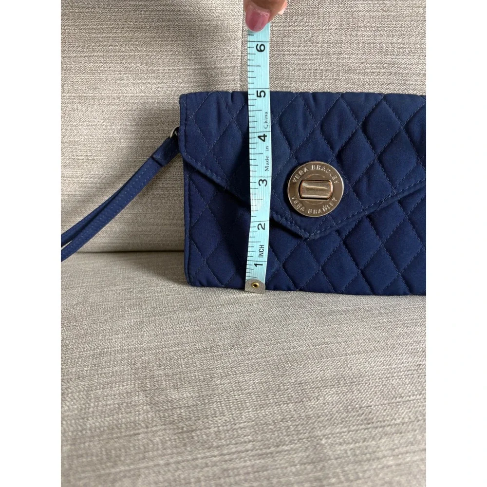 Vera Bradley Navy Blue Quilted Microfiber Turn‎ Lock Wristlet Wallet Clutch